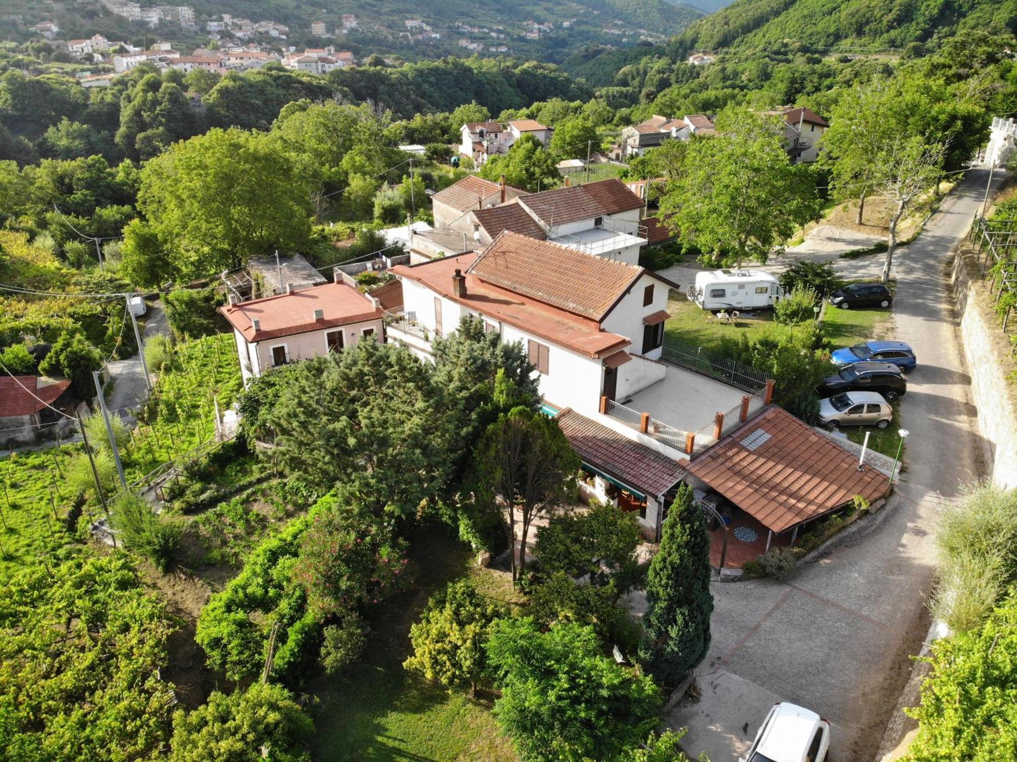 Agriturismo Mare E Monti Tramonti Luaran gambar