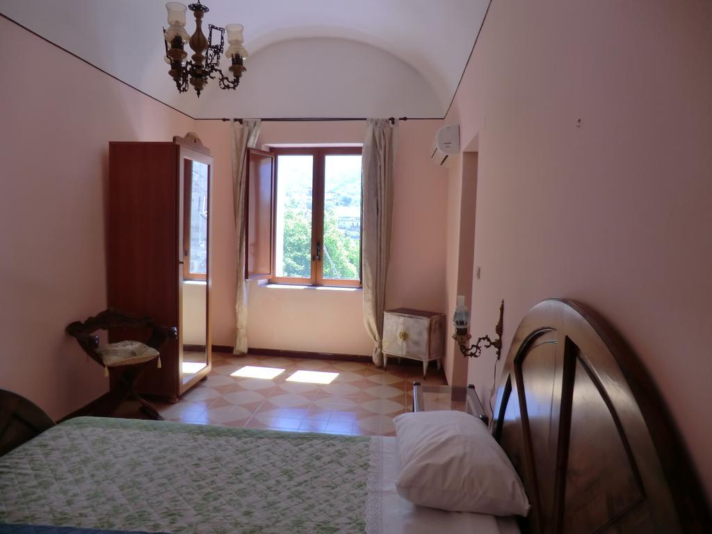 Agriturismo Mare E Monti Tramonti Bilik gambar