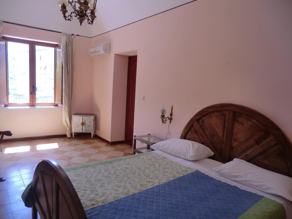 Agriturismo Mare E Monti Tramonti Bilik gambar